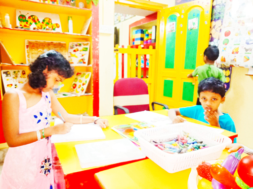 deevena-center-class-room