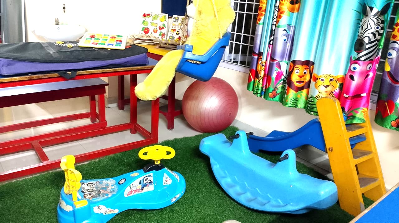 deevena-center-snacks-break-sujatha